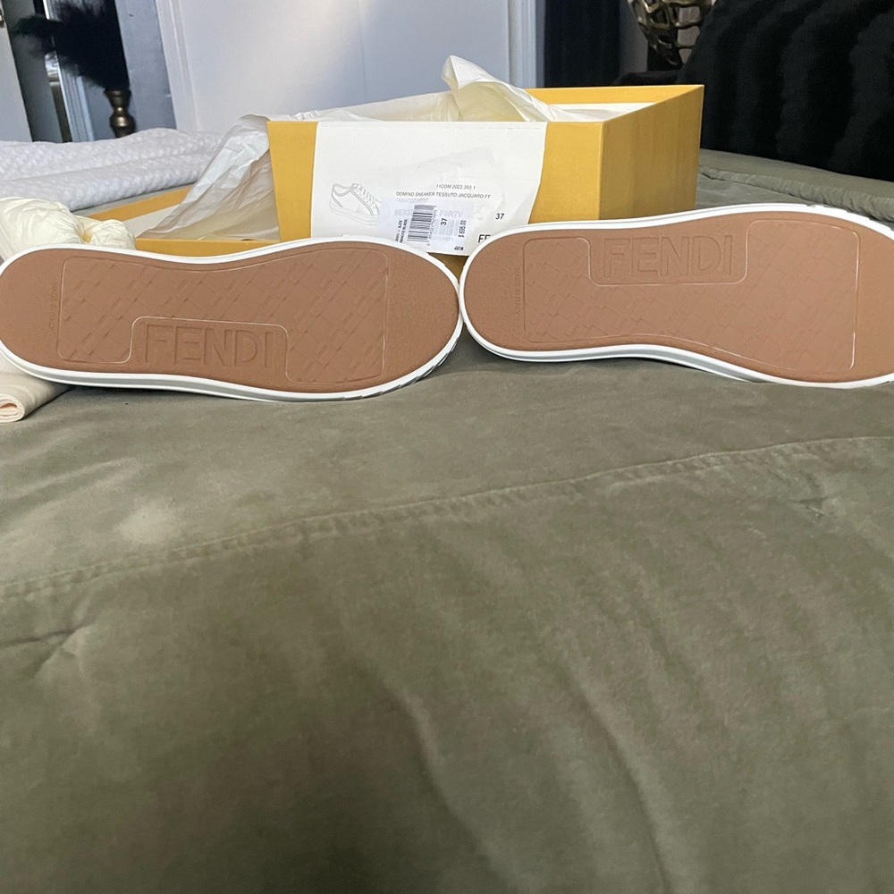 Fendi Brown FF Fabric Low-Top Sneakers - Picture 2 of 3